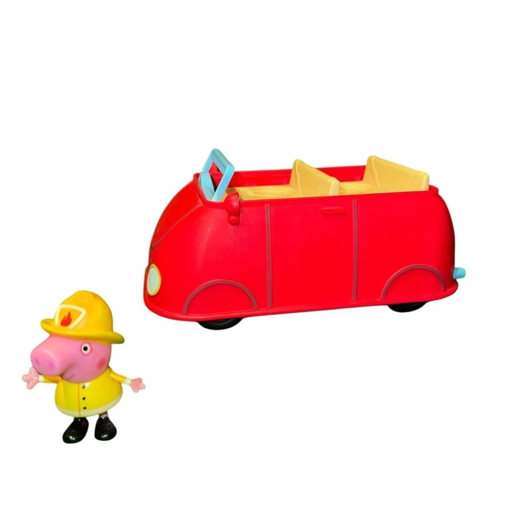 Hasbro Peppa Pig Family Red Car Toy Vehicle with Firefighter Peppa‎ Figure Set